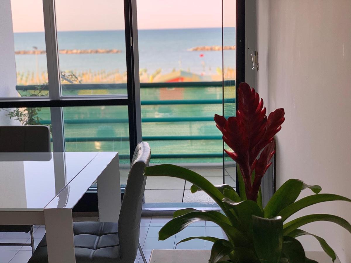 Апартаменти Al Mare Apartament Фано Екстер'єр фото